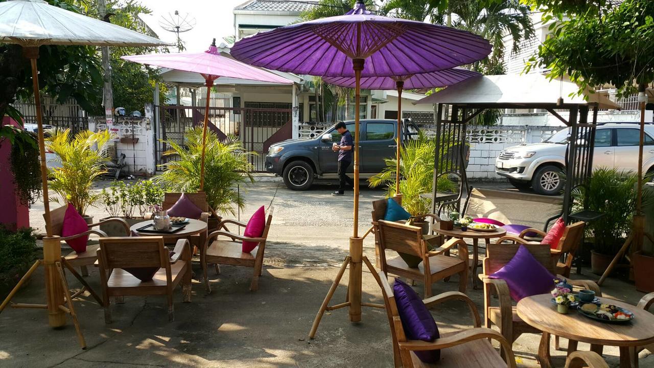 Hostel 999 Triplenine Chiangmai Chiang Mai Exterior foto